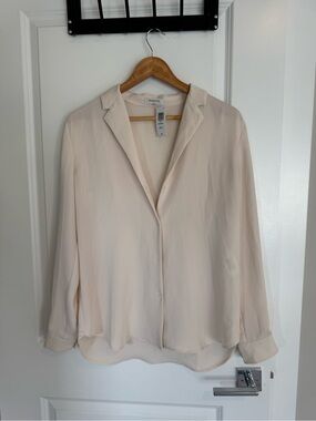 Aritzia Babaton Silk Satin Button down Blouse